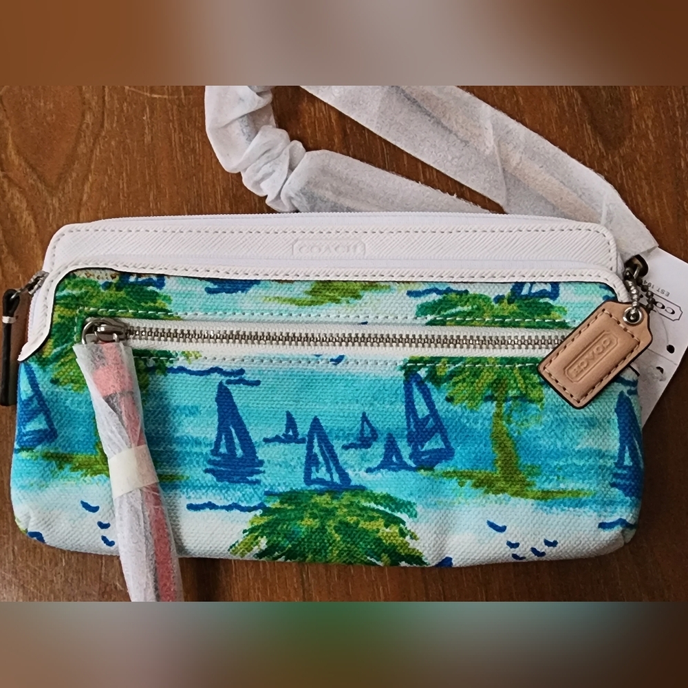 Coach Palm Tree Double Zip Wallet/clutch